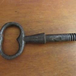 Clef forgée de cadenas 18e/19e siècle