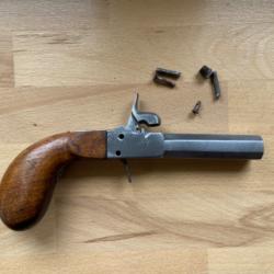 Pistolet de coffre ancien