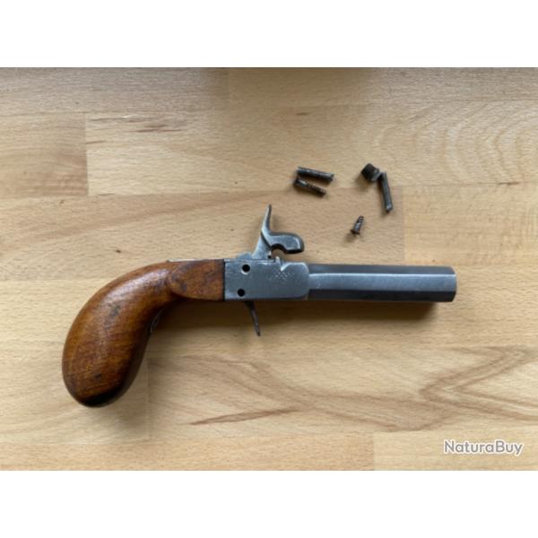 Pistolet de coffre ancien