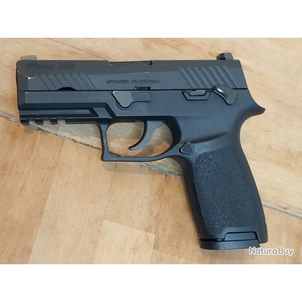 Rplique airsoft de pistolet Sig Sauer P320 M18.