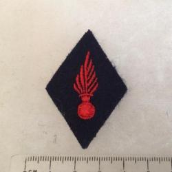 FRANCE SAPEURS POMPIERS - Insigne de tissu brodé GRENADE ROUGE de CALOT DE POMPIER