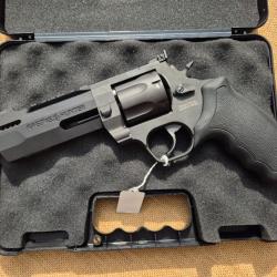 Revolver Taurus Raging Hunter 5" black mat Cal.357MAG NEUF DISPO EN STOCK