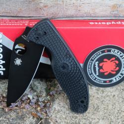 Couteau Spyderco Tenacious Manche Black FRN Lame Acier 8Cr13MoV Black Linerlock Clip C122PBBK