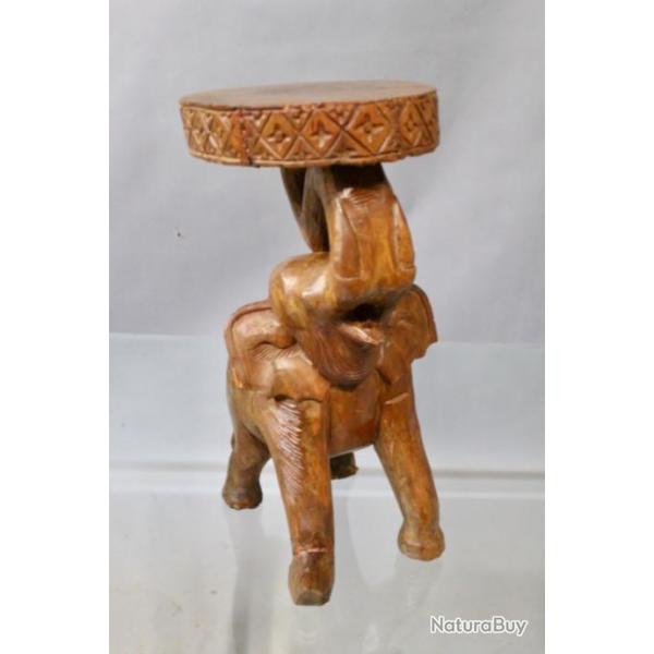 Petit guridon ou tabouret lphant