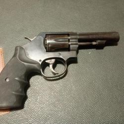 SMITH ET WESSON  CALIBRE 38 MODELE 10/14