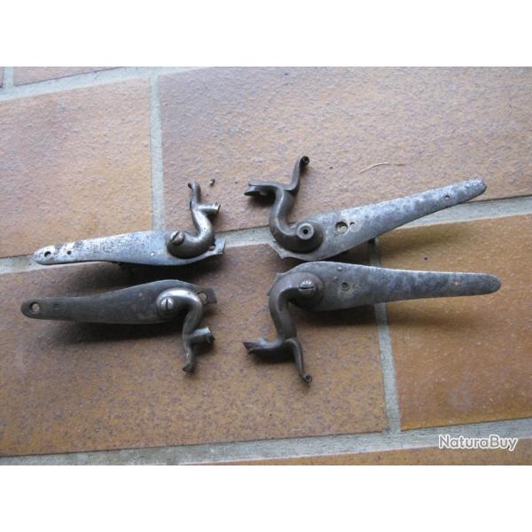 LOT DE PLATINES DE FUSIL DE CHASSE