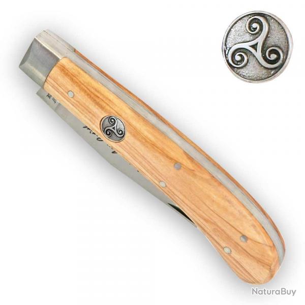 Couteau avec un triskell