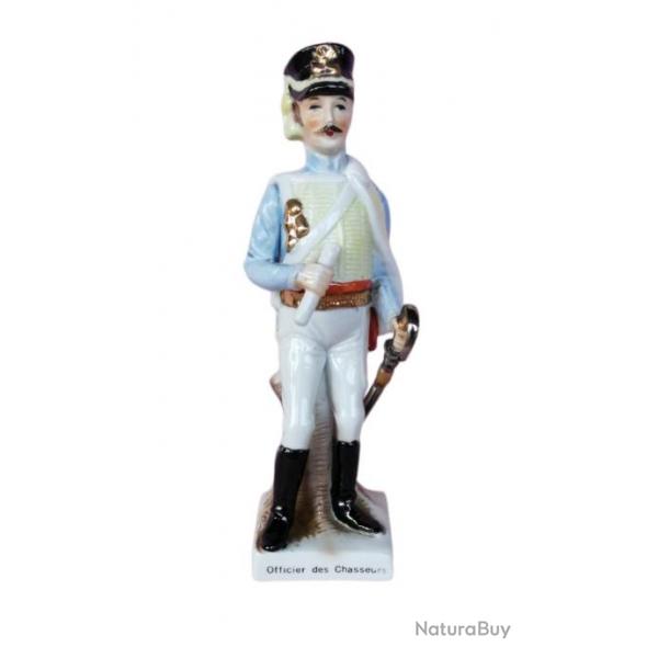 Grande  figurine en porcelaine Officier des chasseurs