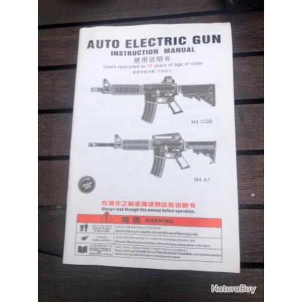 Fusil neuf M16 Airsoft et ses accessoires. full mtal (2,7 kg), bronz noir de guerre.