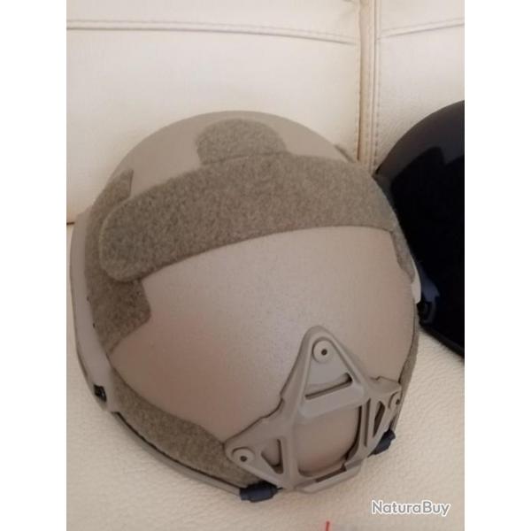 BAL24 CASQUE FAST BALISTIQUE PARE BALLES NIVEAU IIIA TAILLE 54/59 COYOTE AVEC LUNETTE TACTIQUE