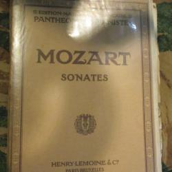 livre  MOZART sonates