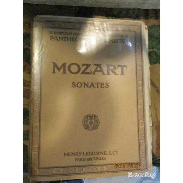 livre  MOZART sonates