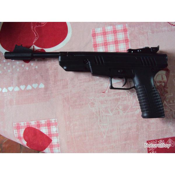PISTOLET A AIR COMPRIME CROSMAN BENJAMIN TRAIL NP Nitro Piston calibre 4.5  (vendu pour pices)