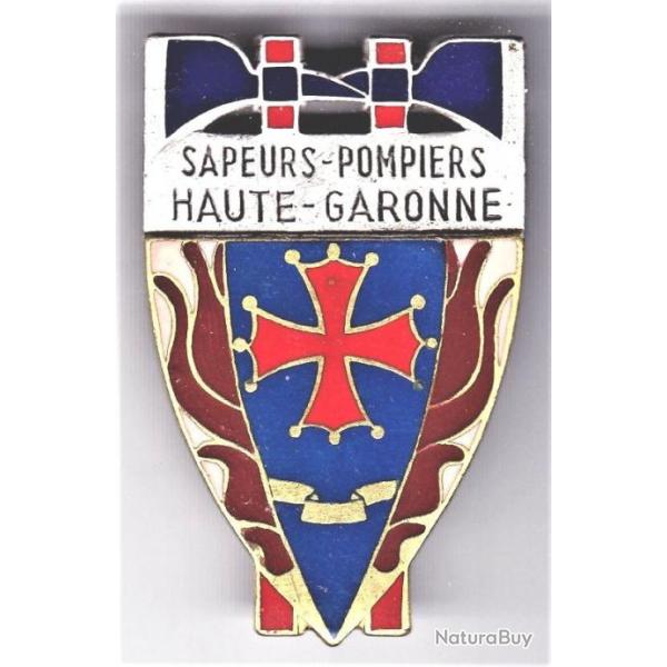 Pompiers de la Haute-Garonne. haches droites. Croix Occitane. Drago.