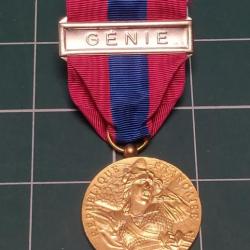 MEDAILLE DEFENSE NATIONALE AGRAFE GENIE