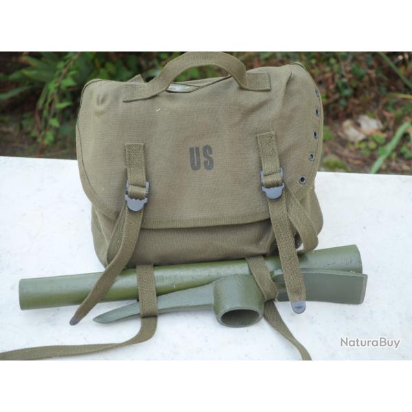 Sac MAG US ARMY guerre de CORE ou VIETNAM  Housse en Toile de Masque M 17  ref COU24US002