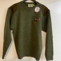 Pull col rond LOVERGREEN kakis et broderie sanglier