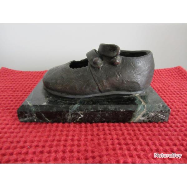 Sculpture cuivre chaussure enfant 1900