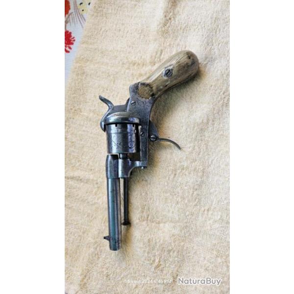 Pistolet lefaucheux