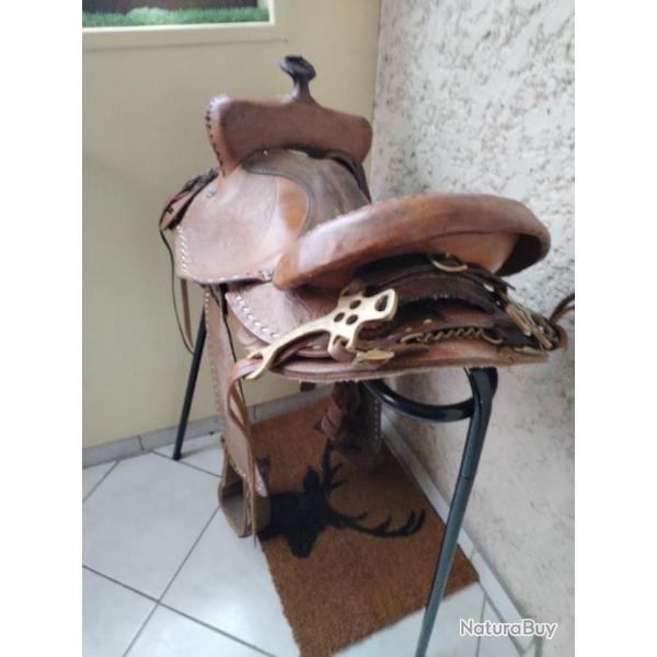 Selle western vintage avec hackamors