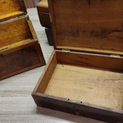 Lot de 5 anciennes grandes boîtes en bois idéal pour coffret pistolet ou révolver