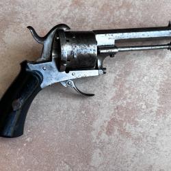 Revolver à broche système Lefaucheux