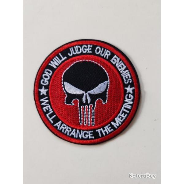 INSIGNE TISSU "THE PUNISHER" FOND ROUGE