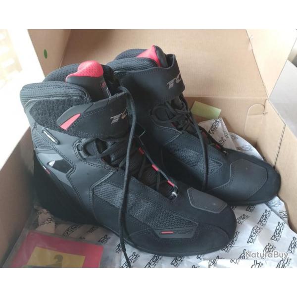 Chaussures moto TCX