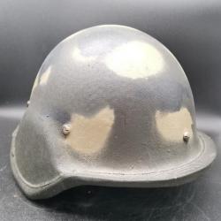 Casque de l'armée russe "P7", casque en plastique balistique - Début des années 1990