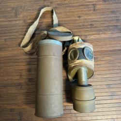 MASQUE A GAZ WW2 AVEC SA BOÎTE 1939 - 39-45