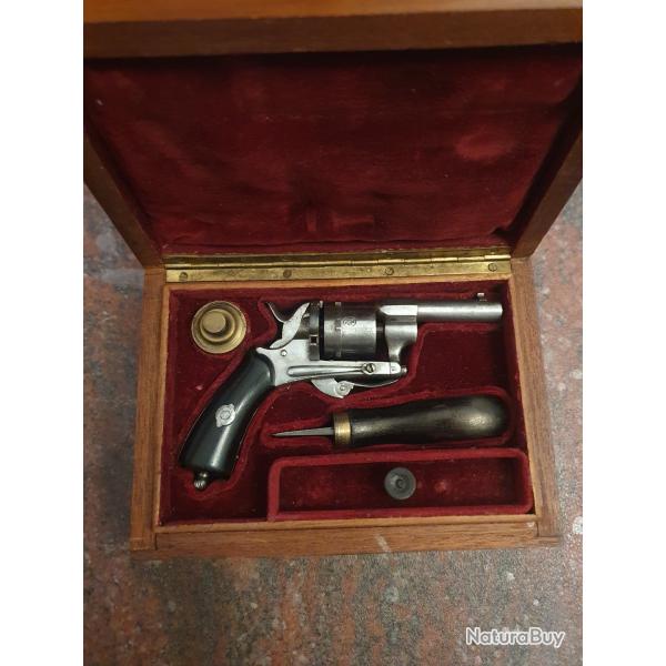 Revolver GALAND 22 Short puppy