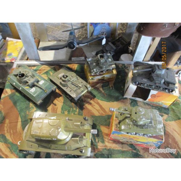 lot de vehicules militaria char metal