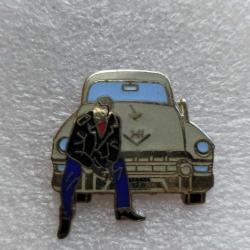 PINS CHANTEUR ARTISTE JOHNNY HALLYDAY CADILLAC VOITURE