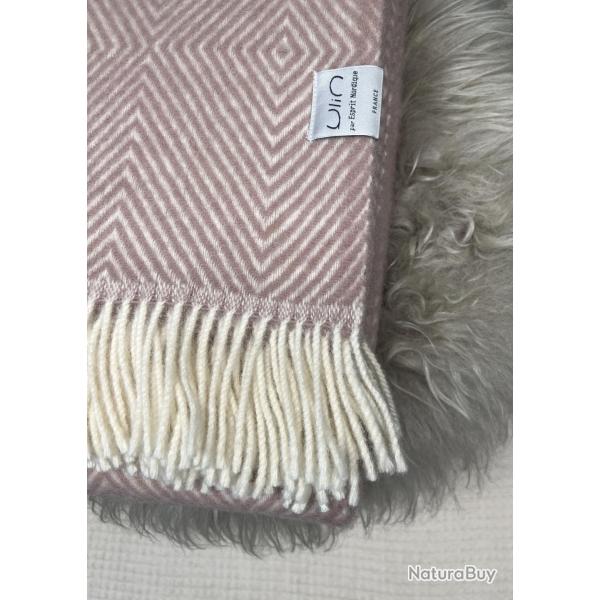 Plaid pure laine vierge scandinave  chevrons  rose