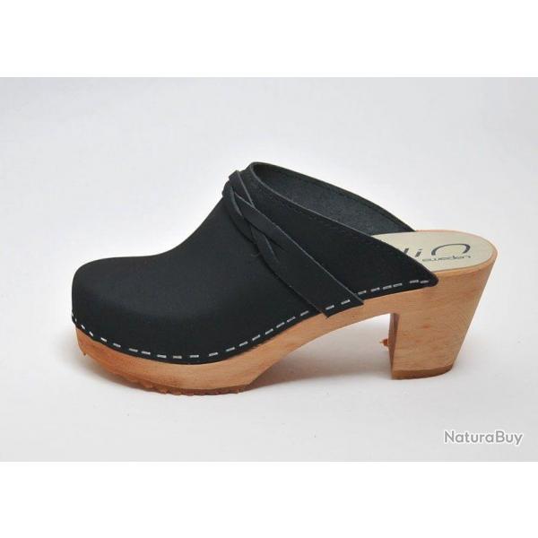 Sabots sudois femme talons hauts bois et cuir tannage vgtal ou nubuck noir