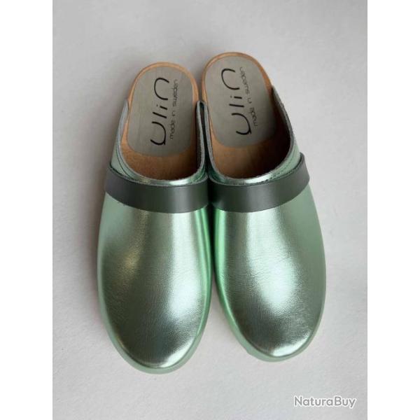 Sabots en bois femme et cuir mtallis bande nubuck ou cuir Mtal vert