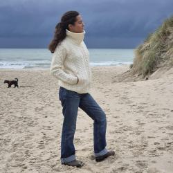 Gilet femme zippé à col montant en pure laine de merinos blanc écru 2XL