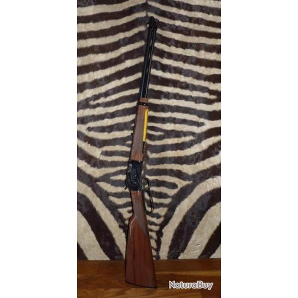 Carabine  levier sous garde BROWNING BL-22 grade 2 cal.22lr canon 51 cm 9+1 coups