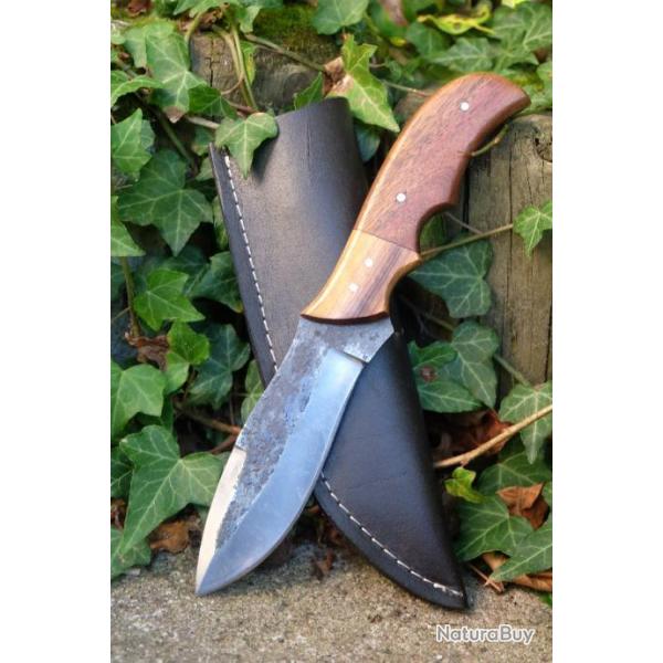 Couteau Tactical Urban Lame Drop Point Acier Carbone 1075 Manche Bois Etui Cuir Fabricat Artisanale