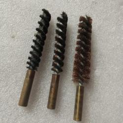 Lot de 3 brosses de nettoyage suisse cal 7,5 STG-57