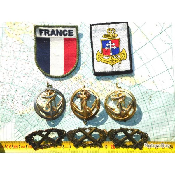 LOT TROUPES DE MARINE : 3 INSIGNES BERET / 2 PATCHS / 3  INSIGNES BREVET MILITAIRE