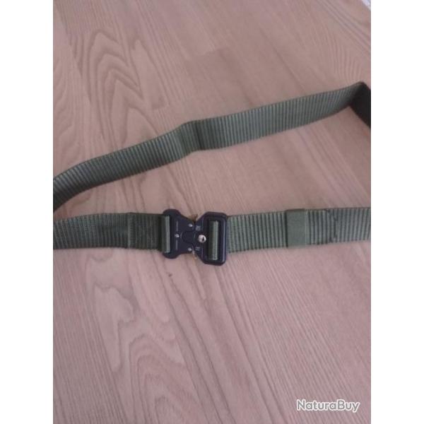 Ceinture attache rapide de couleur verte