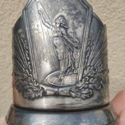 SOUS VERRE EN MÉTAL ARGENTÉ LOURD FABRIQUÉ EN URSS CCCP 1960