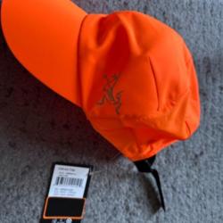 CASQUETTES Arc'teryx (jamais utilisé)chasse