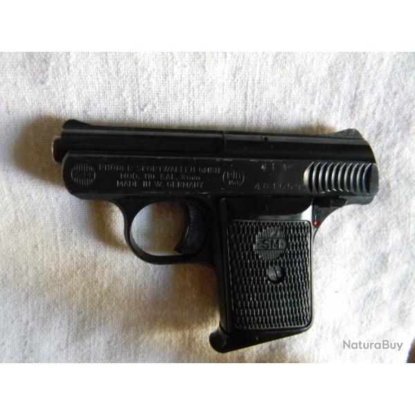 Petit pistolet d'alarme allemand calibre 8 mm.