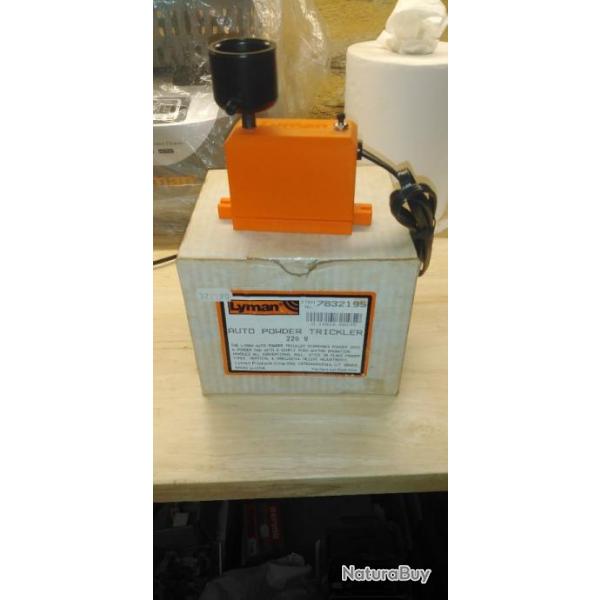 greneur lectrique LYMAN AUTO POWDER TRICKLER 220V