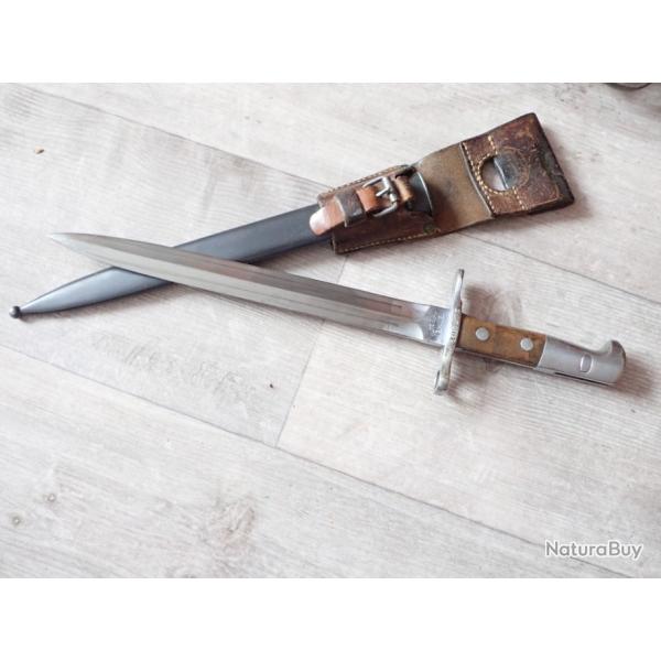 200875 Baonnette Suisse Modle 1918 + gousset en cuir. Pour fusil Schmidt-Rubin modle K 31 ou k11