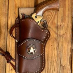 Holster marron en cuir pour gaucher