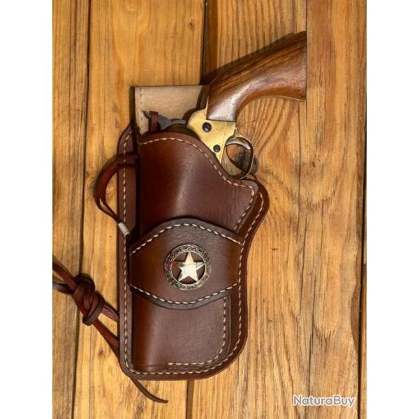 Holster marron en cuir pour gaucher