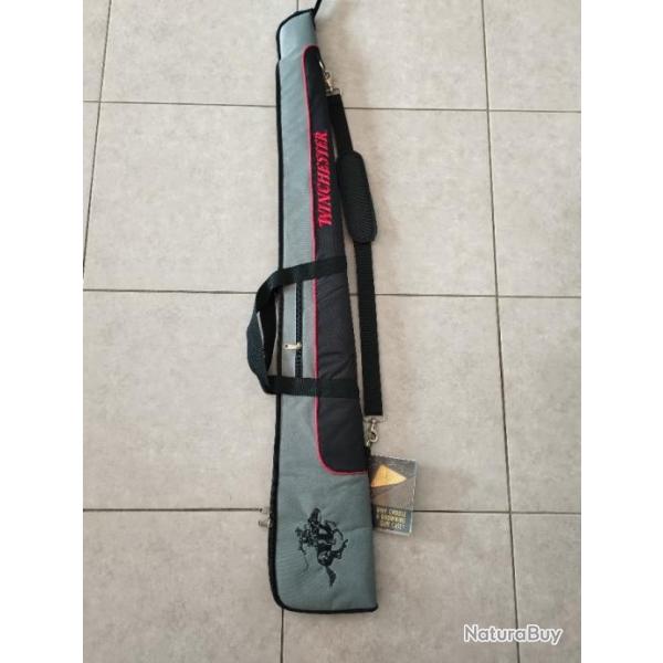 Fourreau fusil winchester. 132 cm